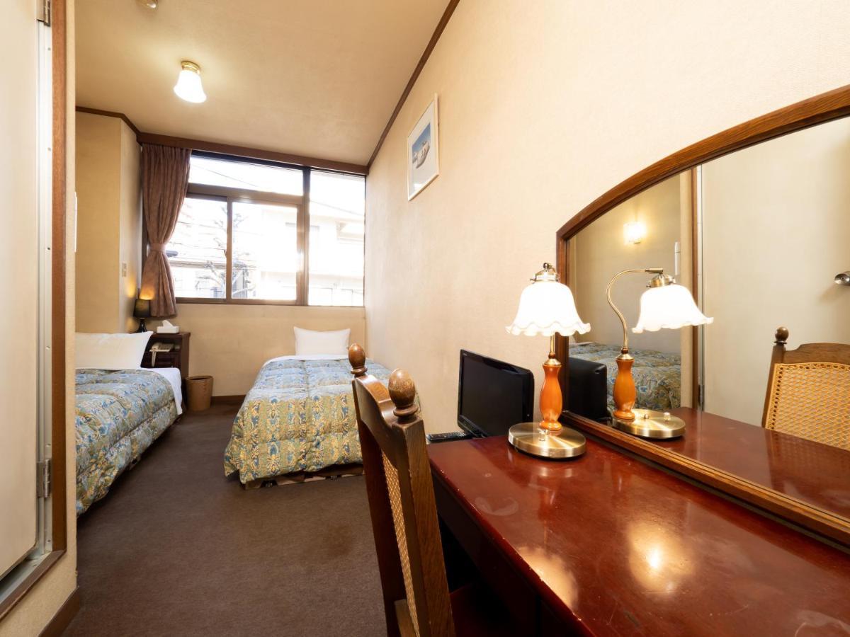 Business Hotel Nakayama Nagoja Kültér fotó