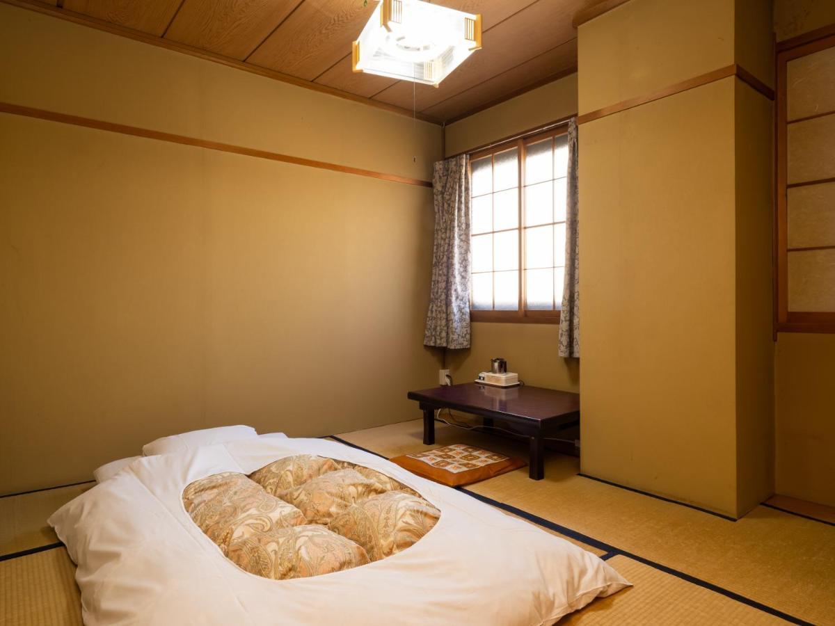 Business Hotel Nakayama Nagoja Kültér fotó